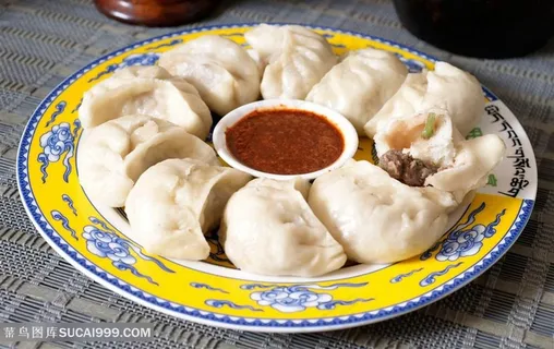 牛肉包子的美食图片