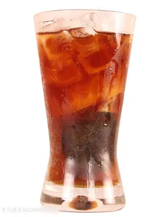 鲜萃碳培冰乌龙冷饮摄影图片（PNG免抠图）