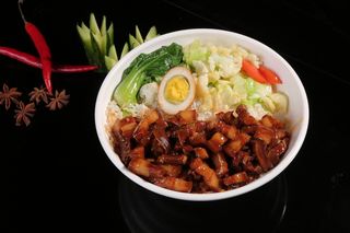 台式卤肉(2)餐饮快餐盖浇饭产品成品高清大图黑底圆盘