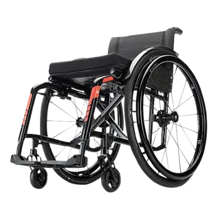 轮椅老年人黑色