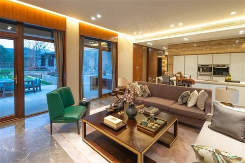 客厅和阳台装饰高清摄影图片