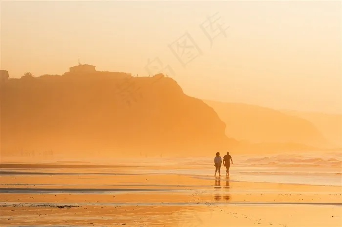 唯美黄昏海滩景色大图