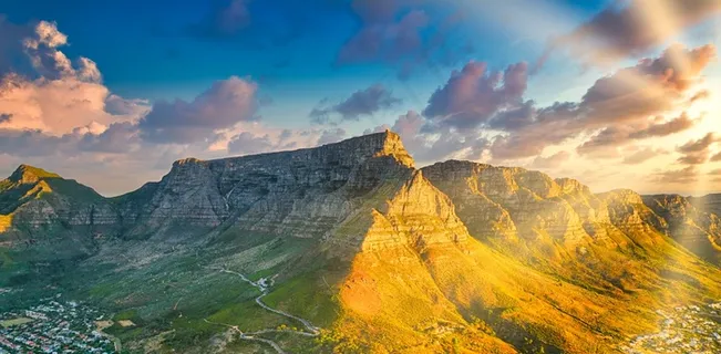 山峰日出唯美图片 山峰日出唯美图片