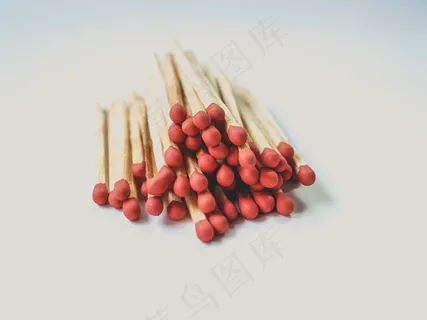 红色火柴图片 红色火柴图片