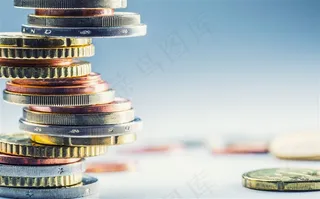 叠放的硬币钱币零钱高清图