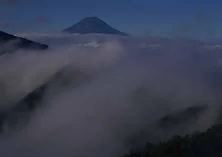 山脉烟花 75