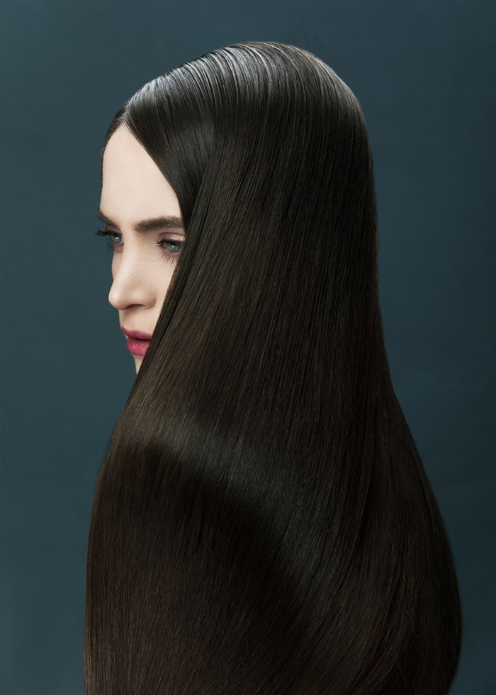 乌黑亮丽的长发美女美容图片