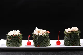 蒲公英拌桃仁 (1)