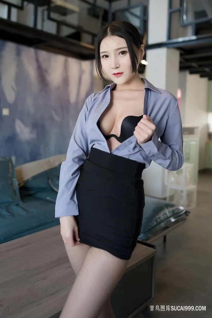 超短裙国模AV丝袜美女
