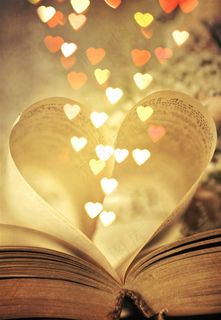 可爱心形书折页高清图片