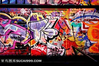 墙壁上的鲜艳涂鸦喷绘创意摄影高清图片