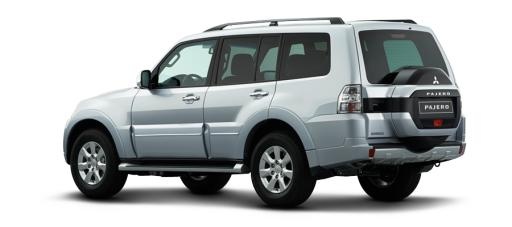 Mitsubishi Pajero PNG免抠(900x400)