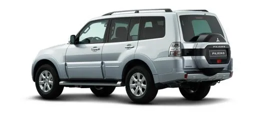 Mitsubishi Pajero PNG免抠(900x400)
