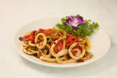 香辣鱿鱼圈  20元