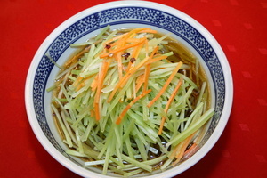   油淋青笋　 