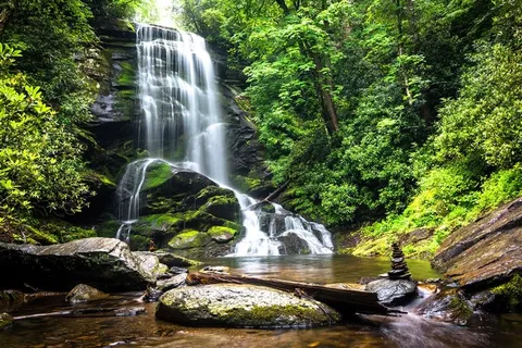 高清瀑布风景图片 高清瀑布风景图片