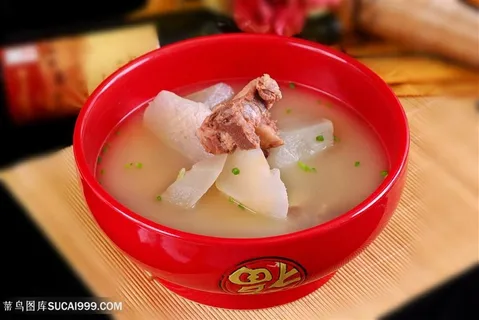 品大骨炖萝卜 品大骨炖萝卜