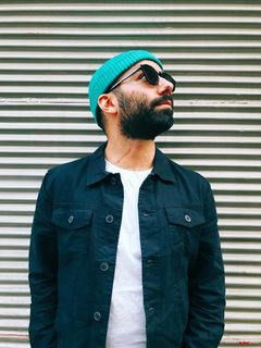 欧美络腮胡墨镜帅哥图片