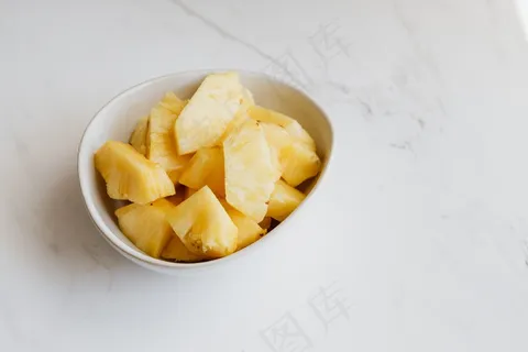 一碗菠萝片图片 一碗菠萝片图片