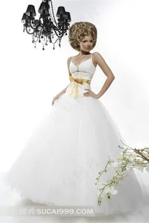 性感吊带婚纱品牌摄影广告