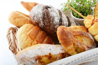 植物和美味的面包