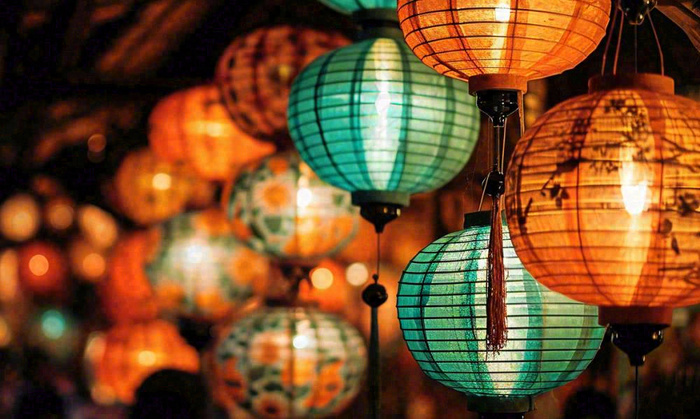 灯笼喜庆中秋佳节夜晚，元宵节摄影图