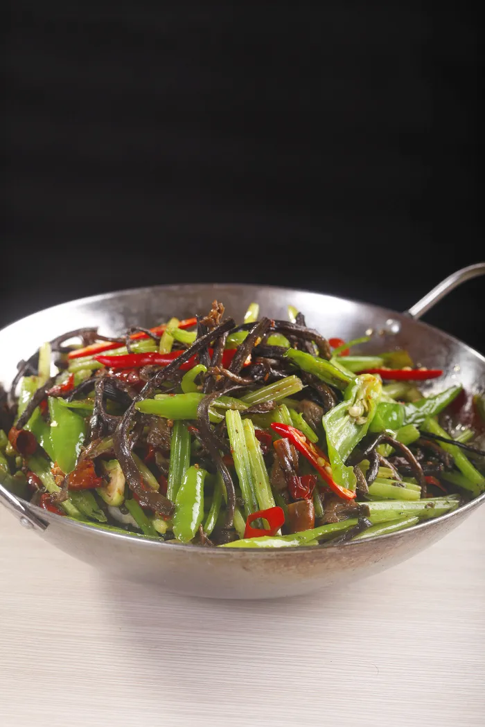 干锅茶树菇 (3)