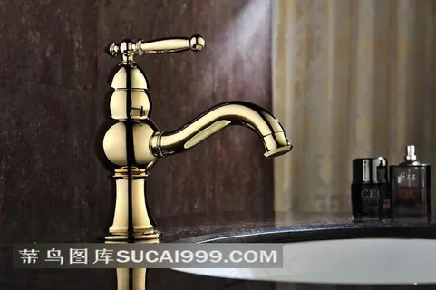 高档水龙头高清摄影图片