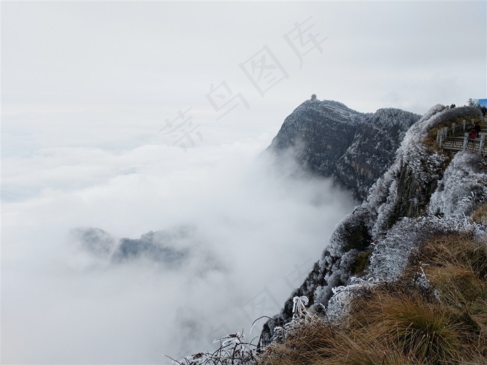 峨眉山的早晨