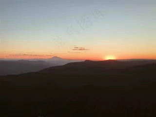 海面上的日出风景