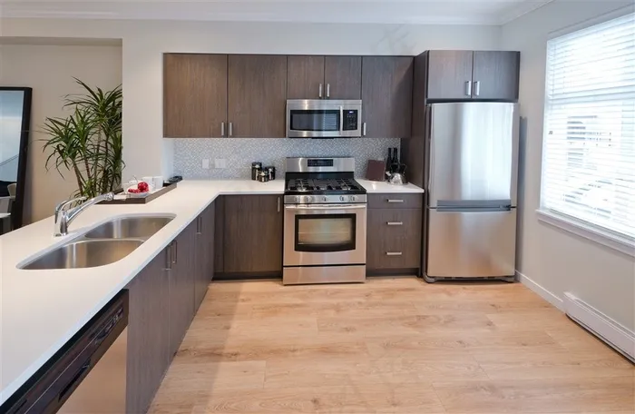 银色系列厨房家装效果图