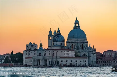 欧美圆顶古建筑图片