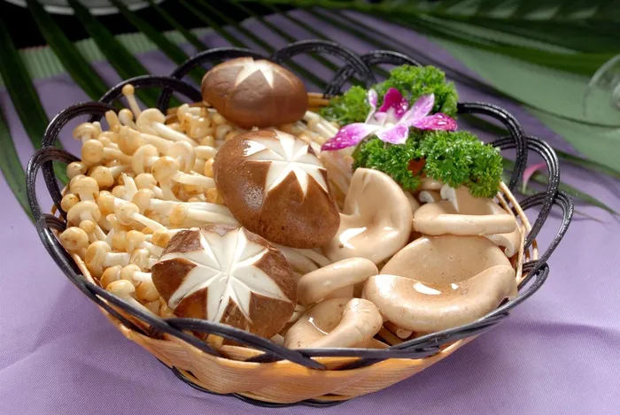蘑菇香菇金针菇杂菇菌类美食素菜
