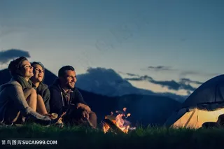 晚霞旅游人物与帐篷高清