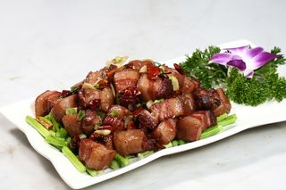 22川味小炒肉32元-乡村小镇