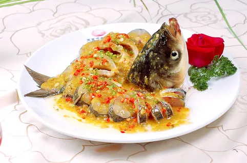 酱椒蒸花鲢 酱椒蒸花鲢