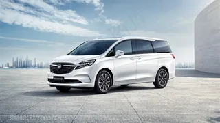 别克GL8新款汽车侧面图片