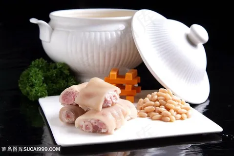 金瓜煨猪手的美食图片