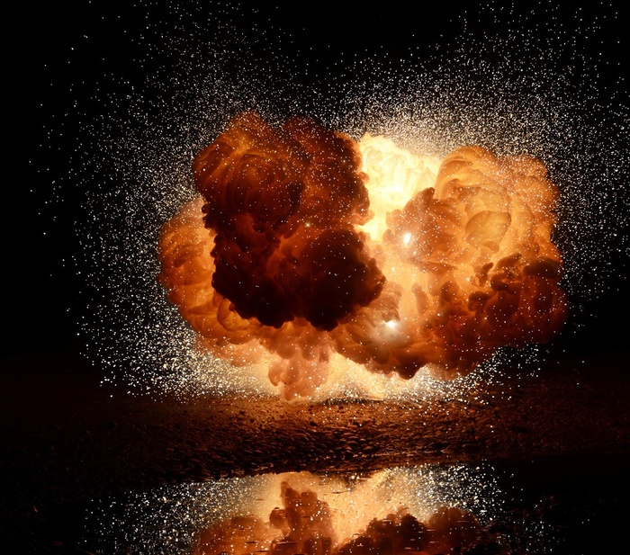 核弹爆炸世界末日大图