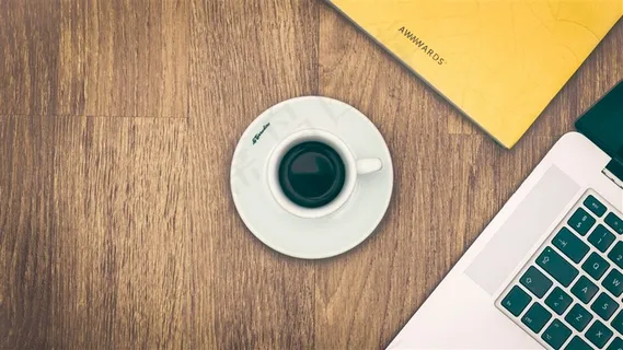 装着咖啡的杯子摄影图 装着咖啡的杯子摄影图