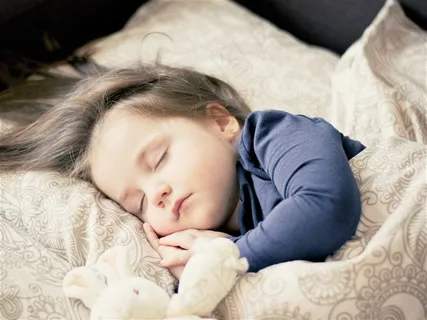 正在睡觉的baby 正在睡觉的baby