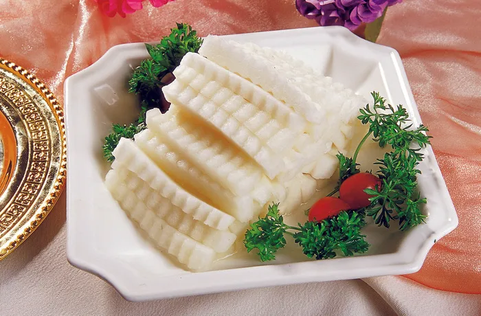 0711a-654水晶萝卜      8元