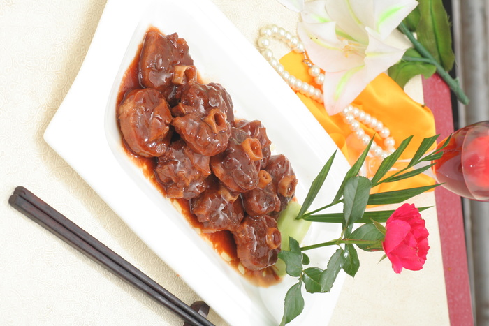 酱烧鹿尾  38元