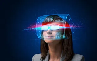 带VR眼镜的美女