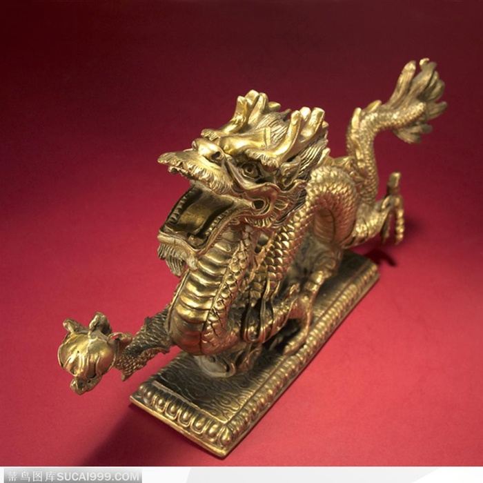 中国传统工艺品-精美的青铜器镀金龙