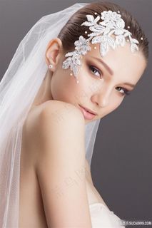 穿婚纱的性感美女图片