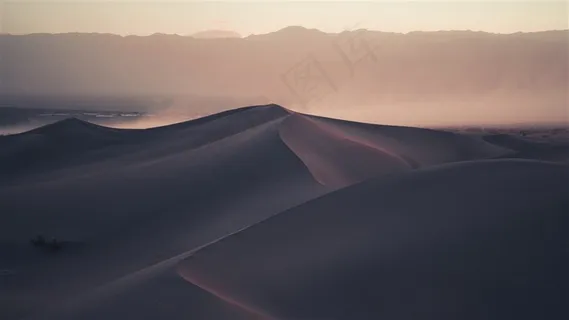荒芜的沙漠风光摄影图 荒芜的沙漠风光摄影图