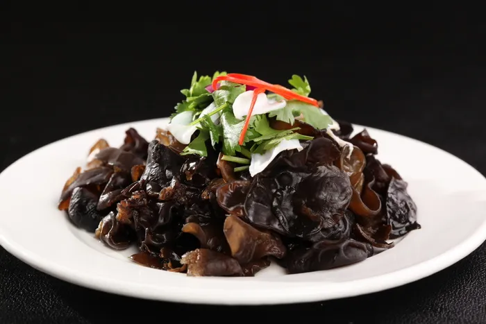 L02368乌鱼蛋拌木耳 (1)