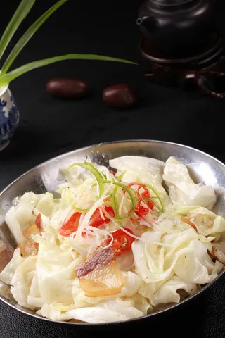 干锅手撕包菜 (1)