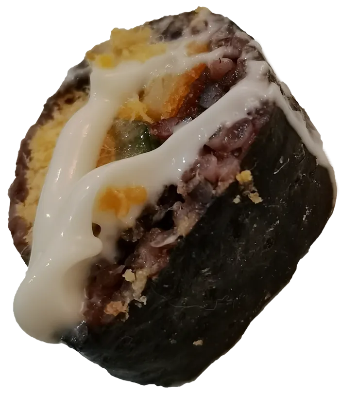 日本寿司肉松酸黄瓜白色沙拉海苔紫米免抠摄影元素素材psd模版下载